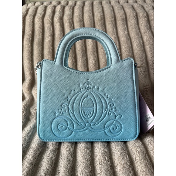 Loungefly Disney Cinderella 75th Anniversary Crossbody Bag Blue WDTB3155 NWT - Picture 2 of 5